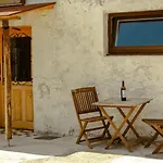 Holiday home La Casa De Arboles *