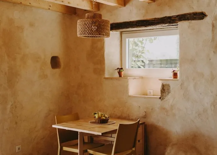 La Casa De Arboles * Исла