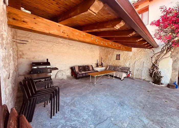 La Casa De Arboles Holiday home *